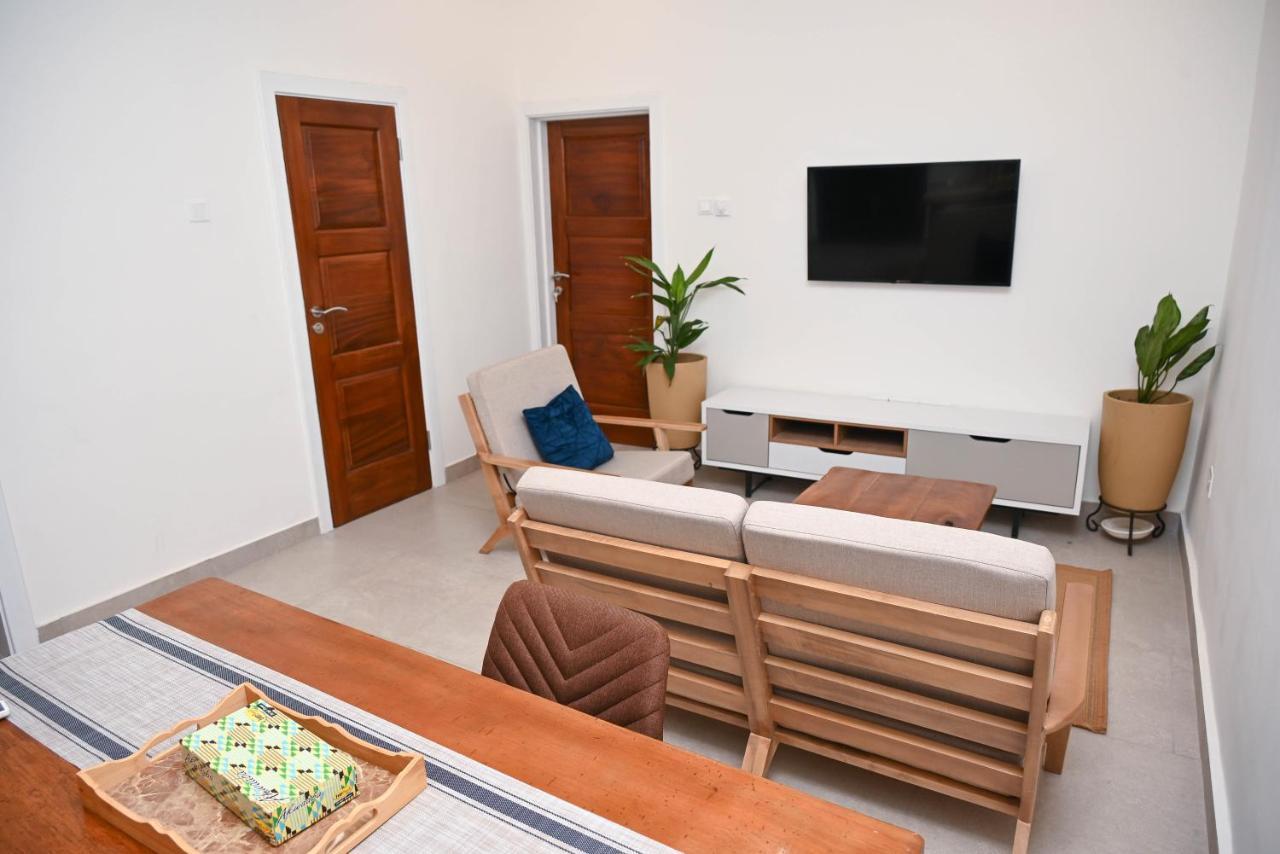 Lokko Serene Accra Exterior photo