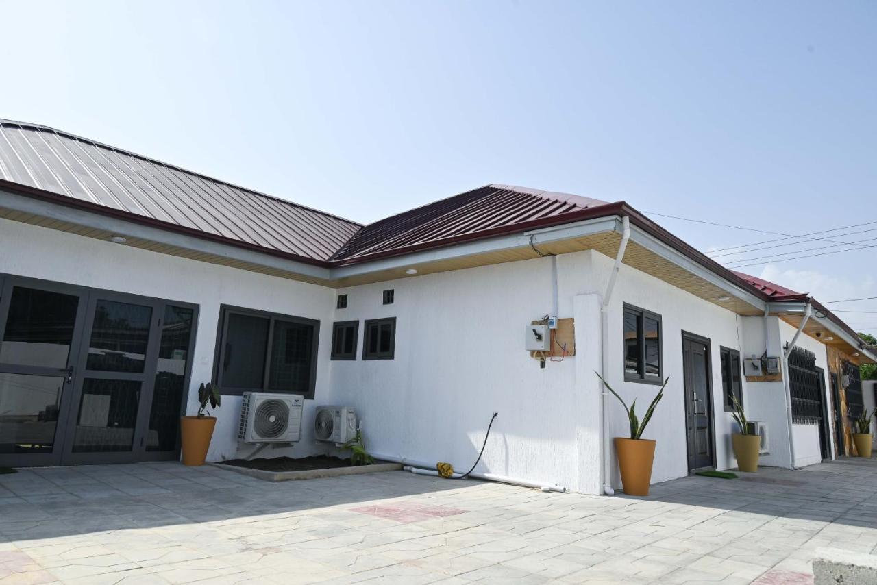 Lokko Serene Accra Exterior photo